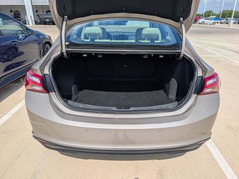 Used 2024 Chevrolet Malibu LT FWD image 28