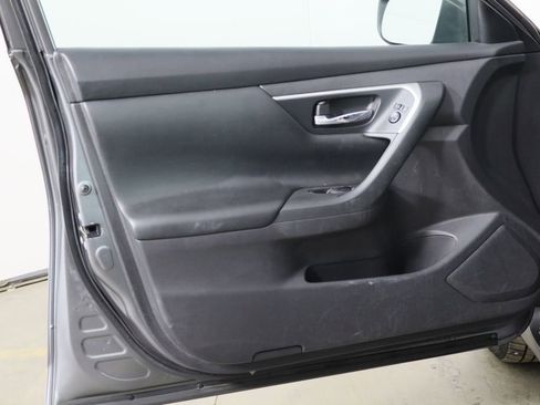 Used 2016 Nissan Altima 2.5 S w/ Power Driver Seat Package image 14