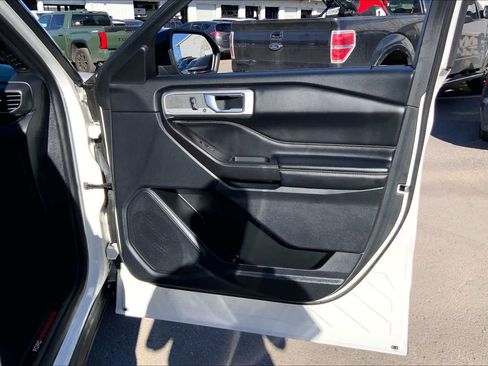 Used 2020 Ford Explorer ST image 22