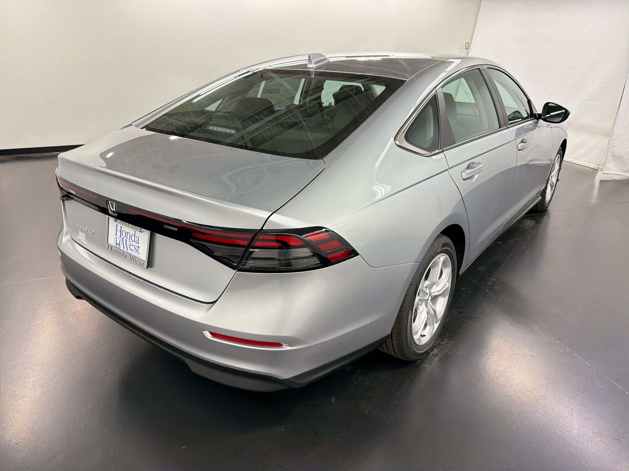 New 2026 Honda Accord LX image 9