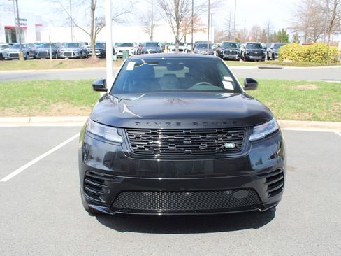 New 2026 Land Rover Range Rover Velar Dynamic SE image 7