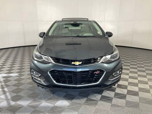 Used 2017 Chevrolet Cruze Premier image 2
