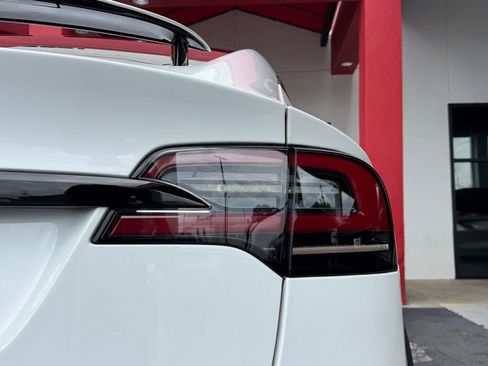 Used 2023 Tesla Model X AWD/4WD image 13