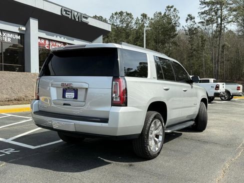 Used 2017 GMC Yukon SLT image 5