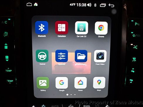 Used 2013 Chevrolet Avalanche LTZ image 45