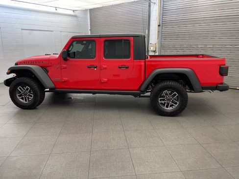 New 2025 Jeep Gladiator Mojave w/ Safety Group image 5