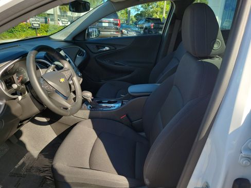 Used 2024 Chevrolet Malibu RS image 11