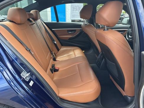 Used 2017 BMW 330i Sedan RWD image 37