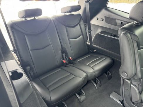 Used 2024 Cadillac XT6 Sport w/ Technology Package image 10