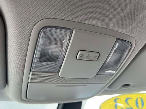 Used 2023 Kia Soul LX image 29