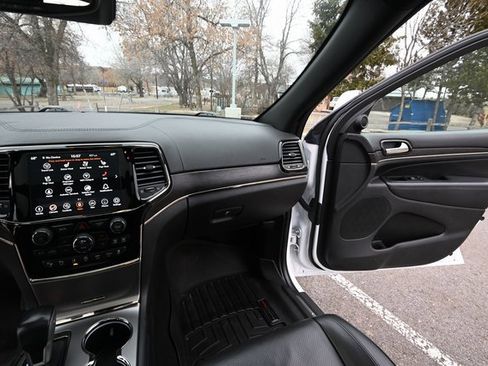 Used 2020 Jeep Grand Cherokee High Altitude image 30