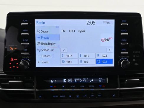 Used 2022 Toyota Sienna XLE w/ XLE Plus Package AWD/4WD image 28