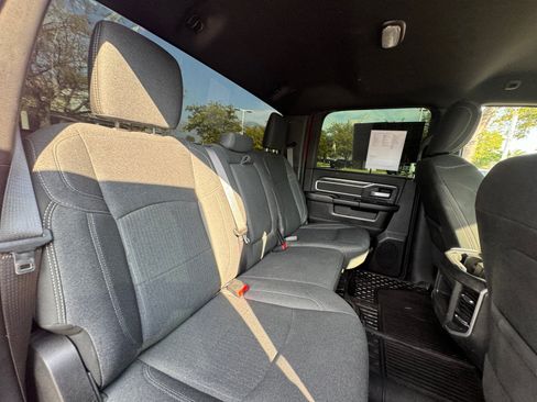 Used 2020 RAM 2500 Big Horn w/ Night Edition AWD/4WD image 13