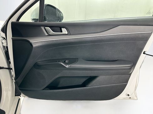 Used 2025 Kia K5 LXS image 30