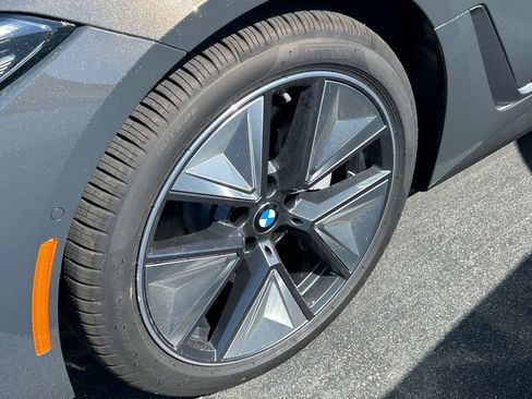 New 2026 BMW i4 eDrive40 w/ Premium Package RWD image 3