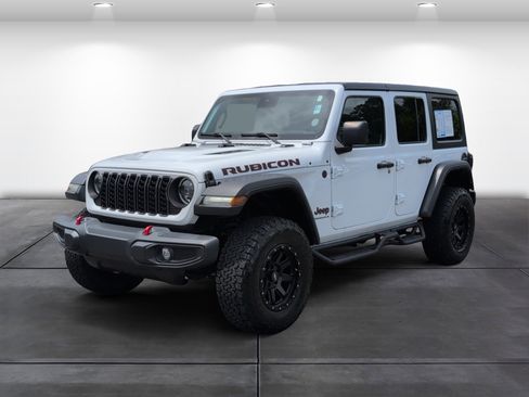 Used 2024 Jeep Wrangler Unlimited Rubicon AWD/4WD image 4