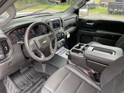 Used 2025 Chevrolet Silverado 1500 W/T w/ WT Value Package AWD/4WD image 2