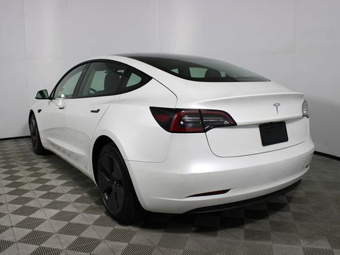 Used 2023 Tesla Model 3 Standard Range RWD image 27