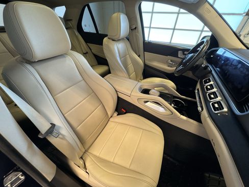 Used 2020 Mercedes-Benz GLE 350 4MATIC image 25