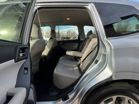 Used 2015 Subaru Forester 2.5i Touring w/ Popular Package #2 image 21