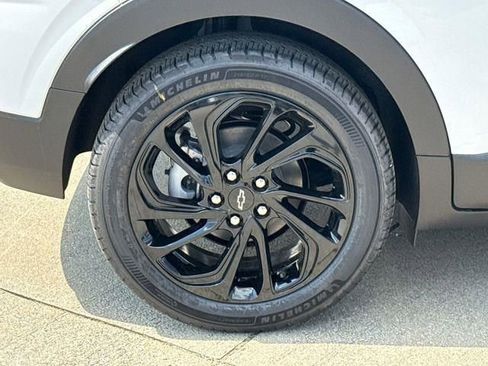 New 2027 Chevrolet Bolt RS FWD image 17