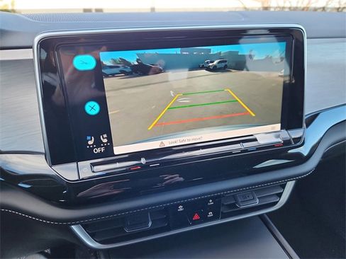 New 2026 Volkswagen Atlas Cross Sport SE image 15