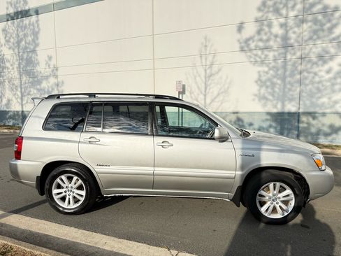 Used 2006 Toyota Highlander 4WD Hybrid image 12