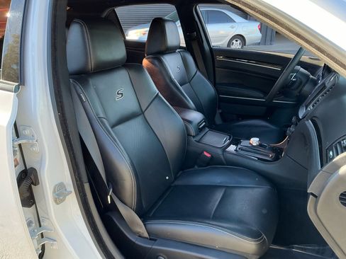 Used 2023 Chrysler 300 S w/ Comfort Group image 20