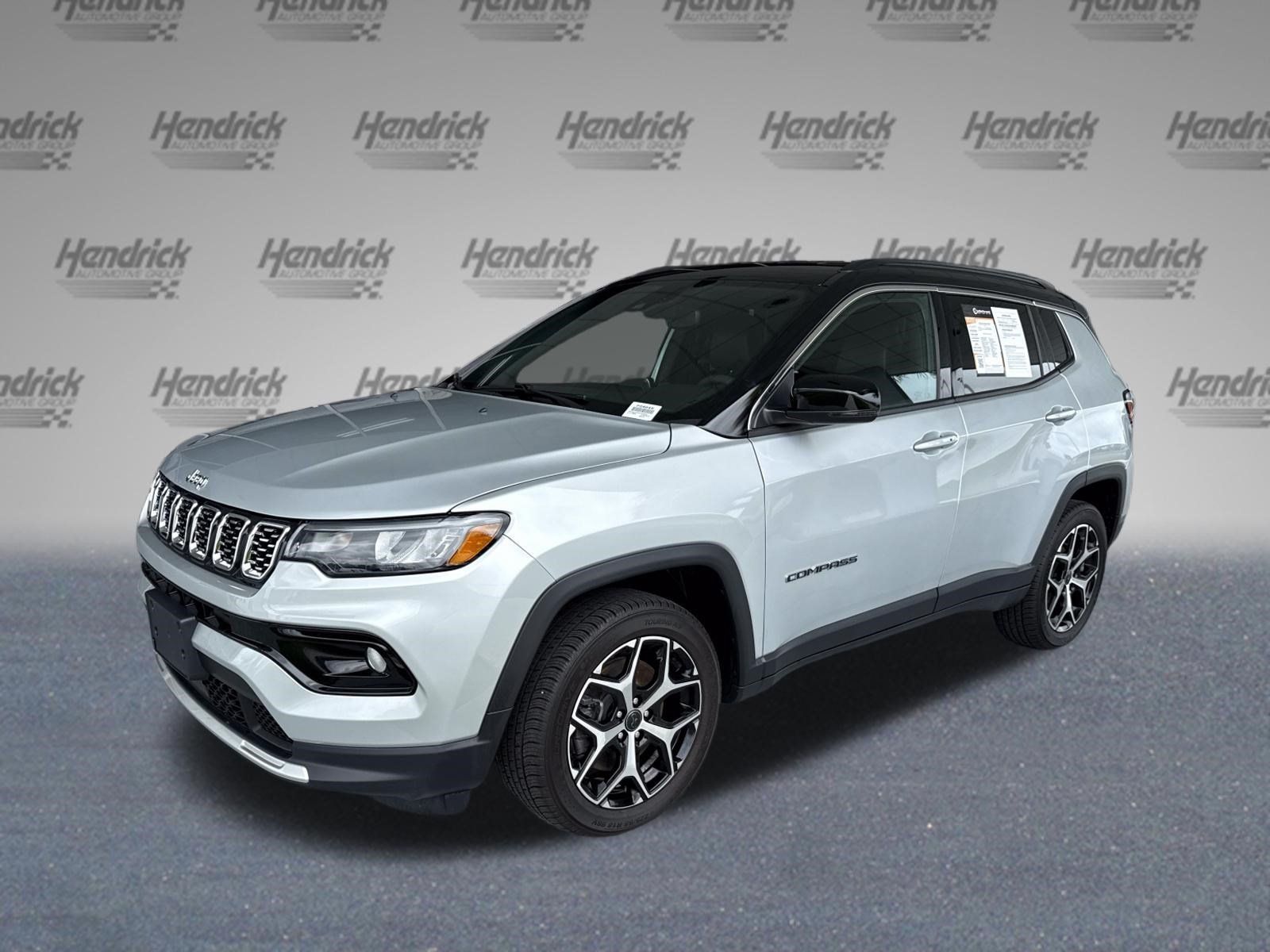 Used 2025 Jeep Compass Limited AWD/4WD image 4