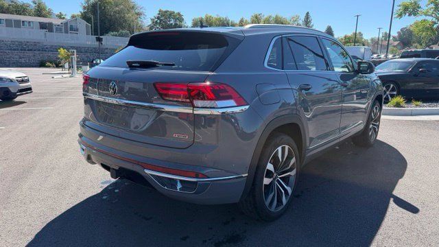 Used 2022 Volkswagen Atlas Cross Sport SEL Premium R-Line AWD/4WD image 3