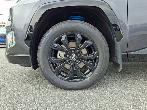 Used 2023 Toyota RAV4 XSE w/ XSE Grade Weather Package AWD/4WD image 9