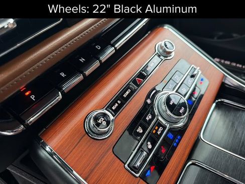 Used 2024 Lincoln Aviator Reserve w/ Jet Package AWD/4WD image 30