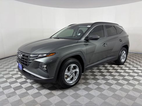Used 2022 Hyundai Tucson SEL AWD/4WD image 3