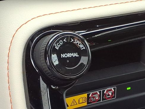 Used 2024 Lexus NX 250 FWD w/ Premium Package image 42