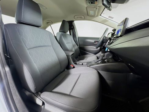 Certified 2025 Toyota Corolla LE FWD image 22