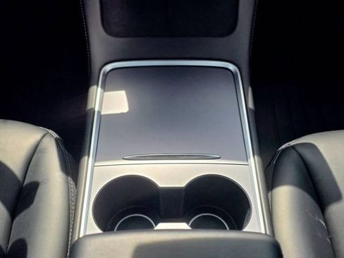 Used 2021 Tesla Model 3 Standard Range Plus RWD image 21