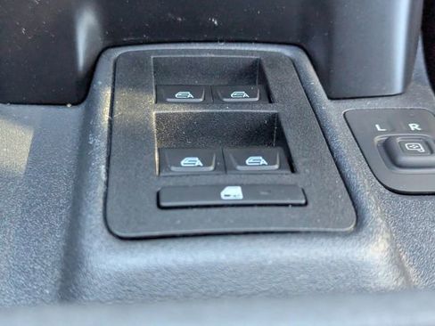 New 2025 Ford Bronco 4-Door image 23