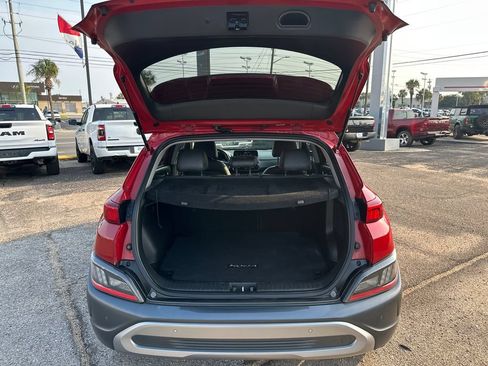 Used 2022 Hyundai Kona Limited FWD image 13