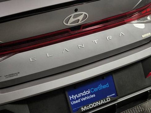 Certified 2025 Hyundai Sonata SEL AWD/4WD image 8