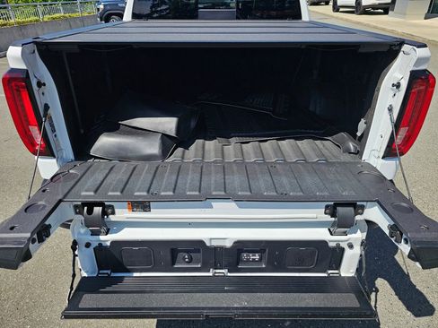 Used 2024 GMC Sierra 1500 AT4X w/ AT4X AEV Edition AWD/4WD image 14