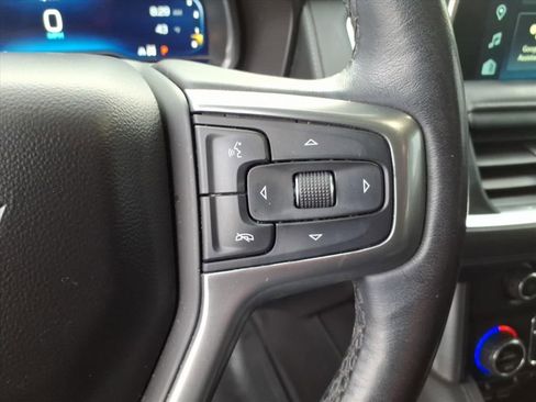 Used 2022 Chevrolet Tahoe Z71 w/ Z71 Off-Road Package image 32