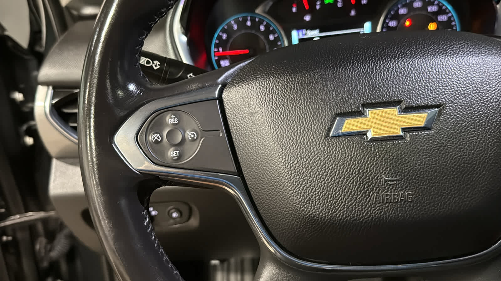 Used 2019 Chevrolet Traverse LT w/ LT Premium Package AWD/4WD image 12