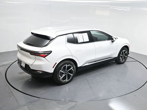 Used 2025 Chevrolet Equinox EV LT w/ Convenience Package image 51