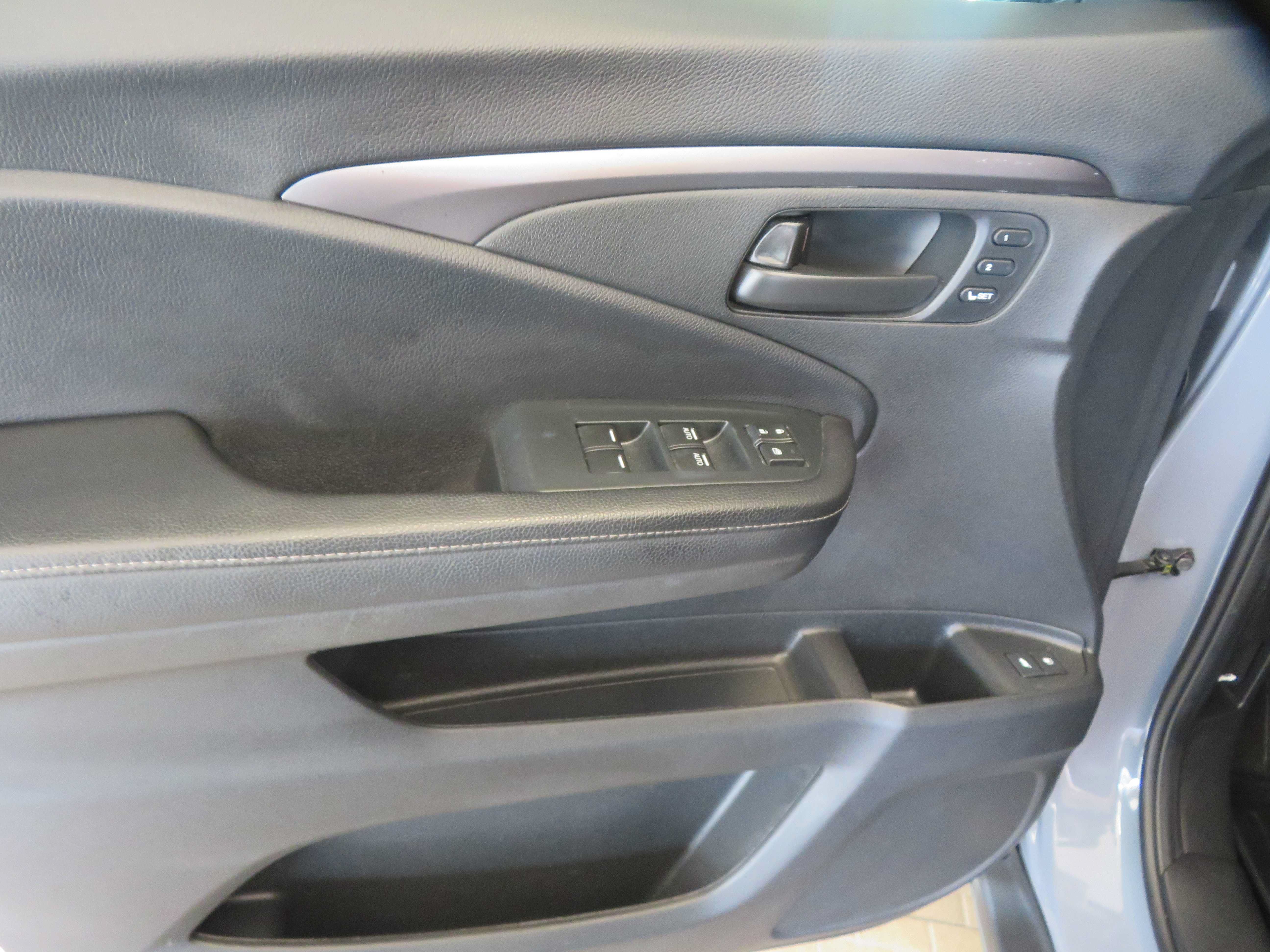 Used 2022 Honda Passport EX-L image 14