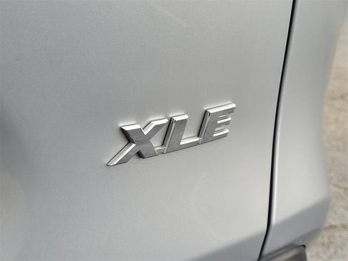 Used 2023 Toyota RAV4 XLE image 10