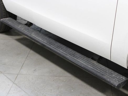 Used 2025 Ford Expedition Platinum w/ Stealth Appearance Package image 13