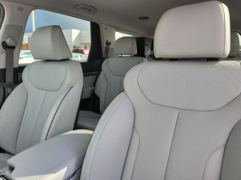 Used 2024 Hyundai Palisade SEL image 16
