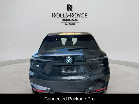 Used 2023 BMW iX xDrive50 w/ Premium Package image 5