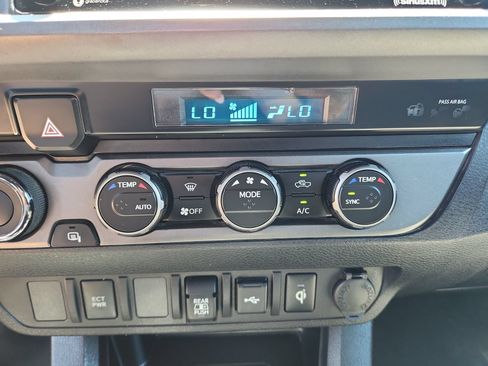 Used 2023 Toyota Tacoma TRD Off-Road AWD/4WD image 16