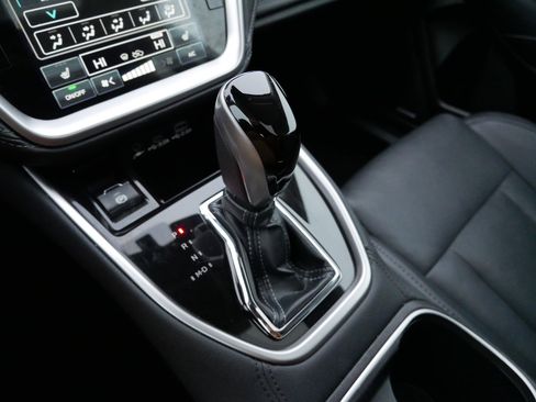 Used 2023 Subaru Outback Limited image 24